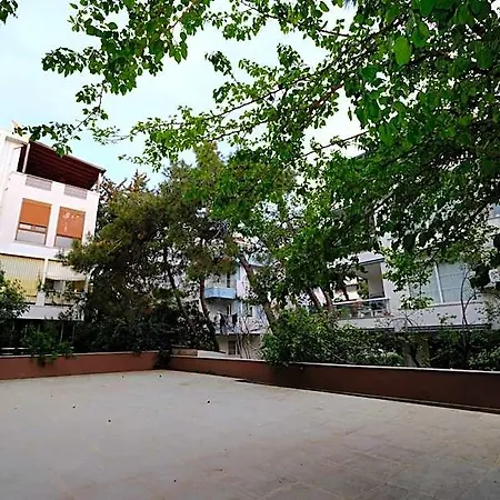 Venues מלון